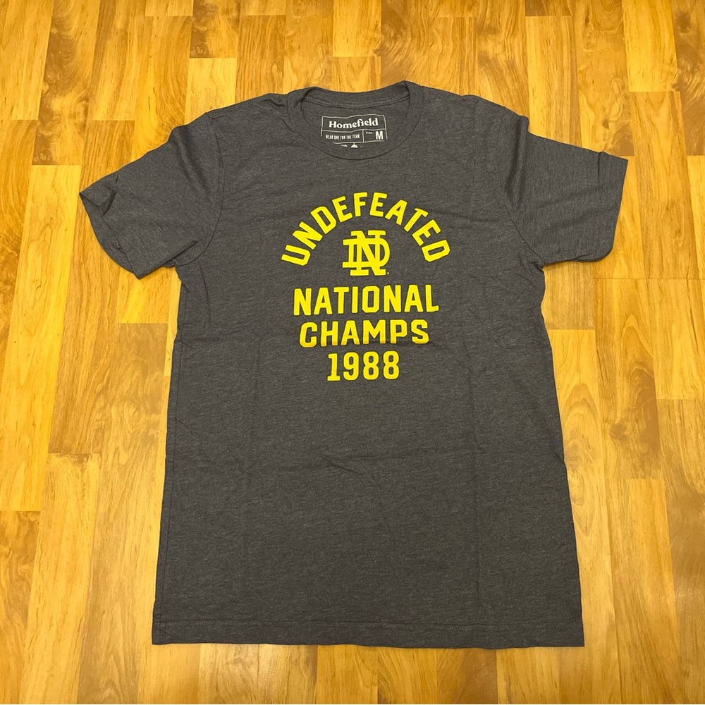 Notre Dame 1988 National Champs Retro Tee Homefield Men’s Medium Fighting Irish